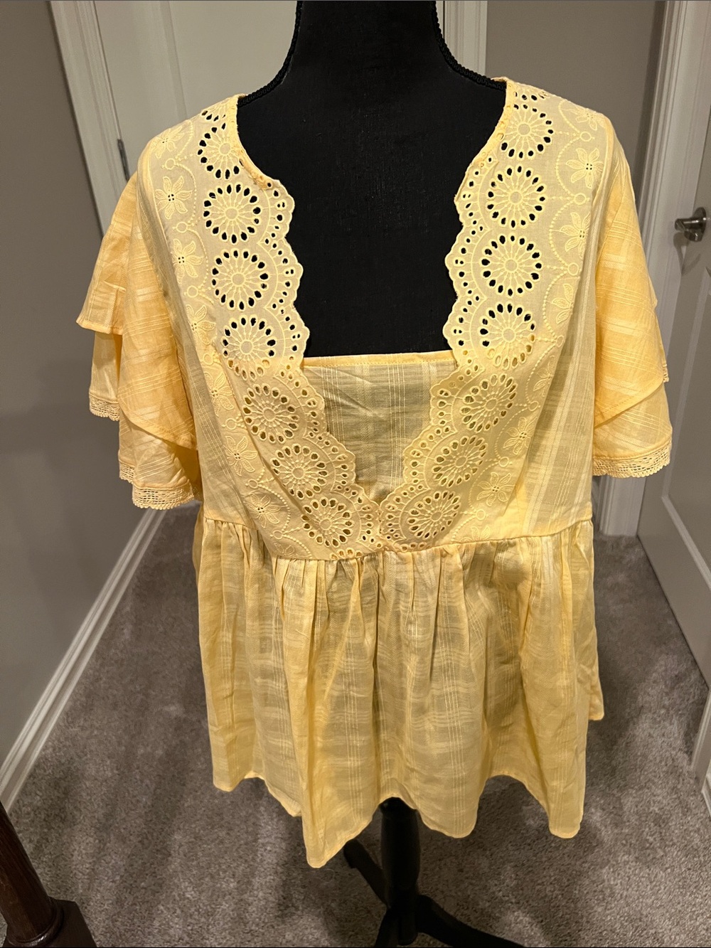 Cato Pale Yellow Eyelet Peplum Tunic